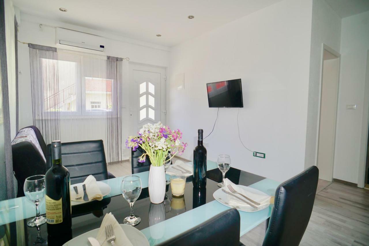 Apartments Bruna Trogir Extérieur photo
