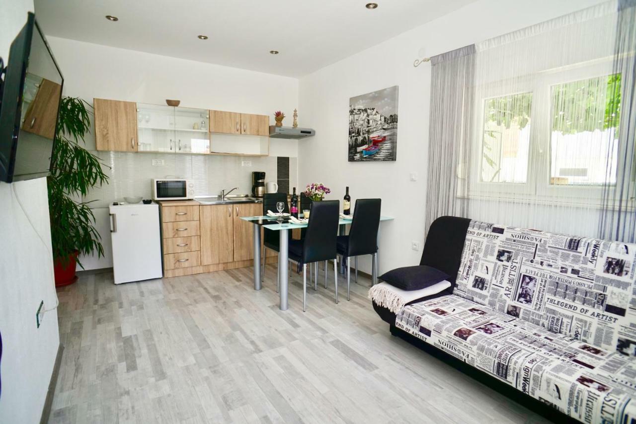 Apartments Bruna Trogir Extérieur photo
